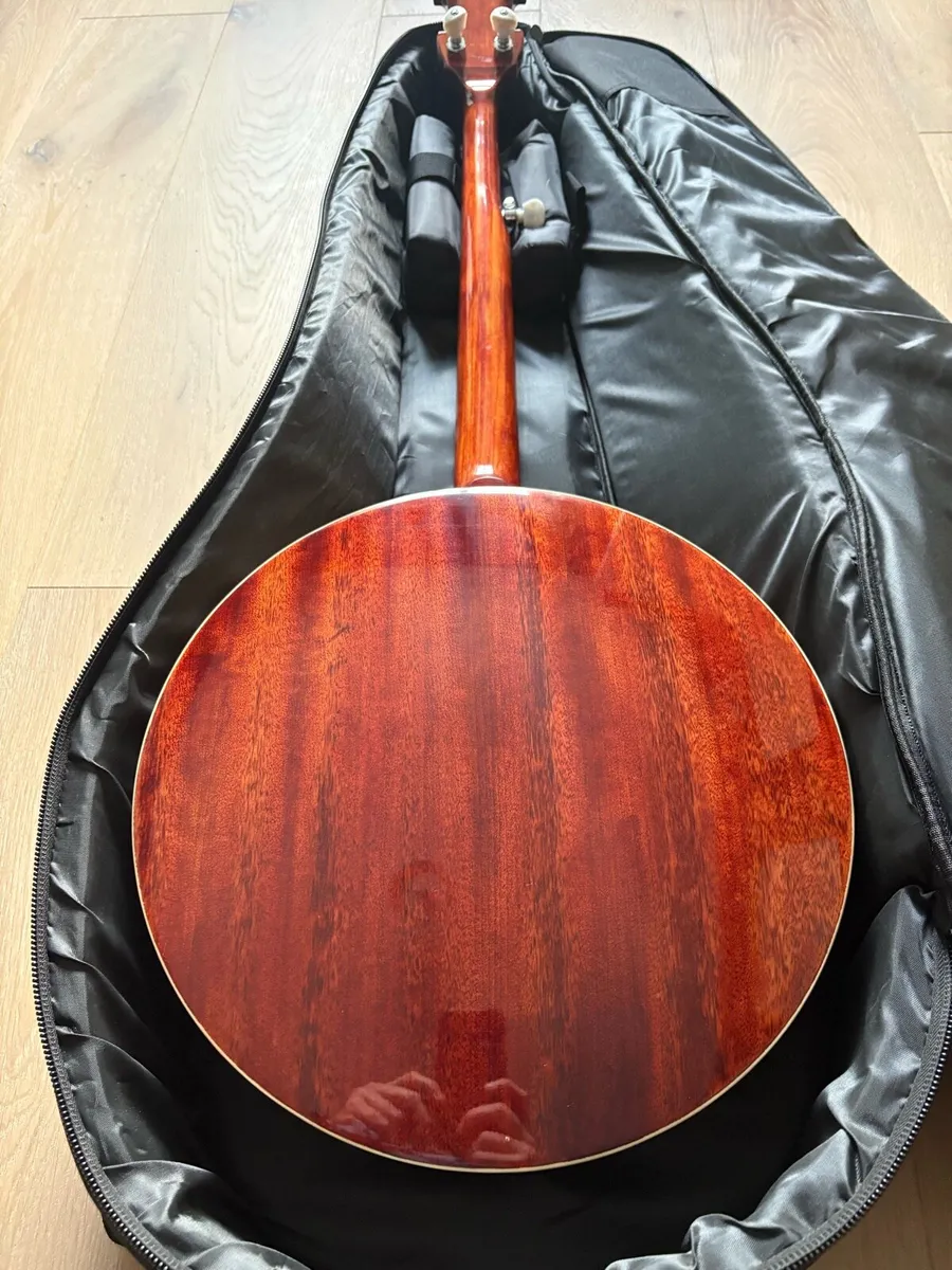 5 String Bluegrass Banjo & case - Image 4