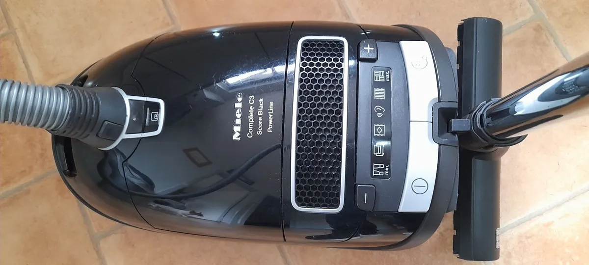 Miele vacuum/Hoover cleaner - Image 3
