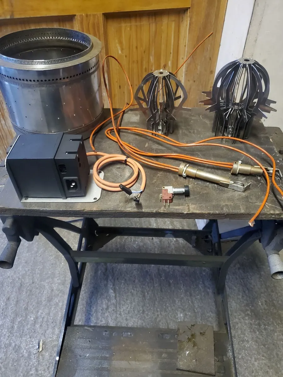 Oil stove parts for sale new and secondhand - Image 1