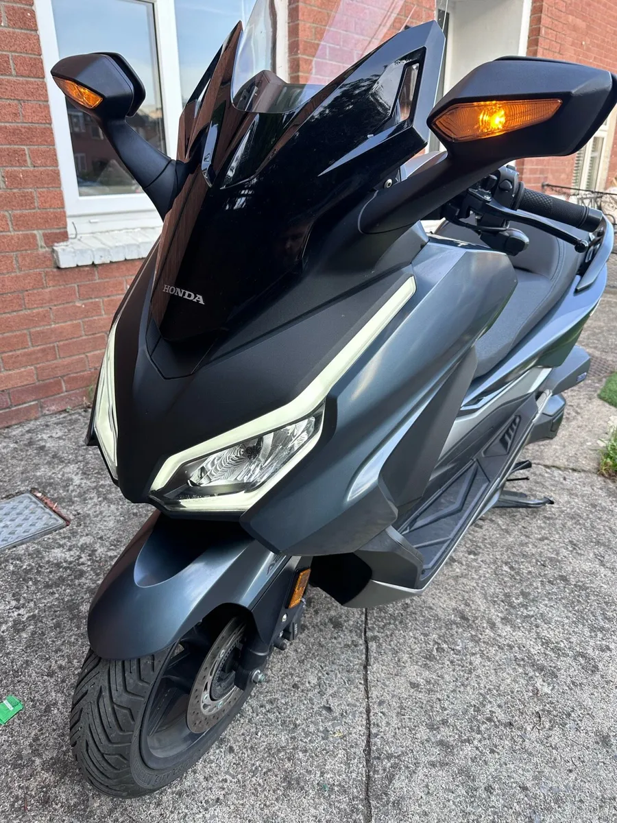 Honda Forza 350 - Image 3