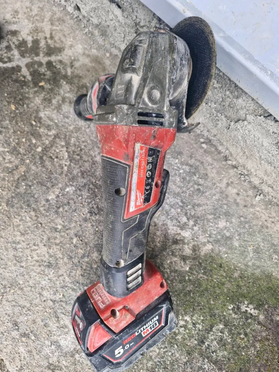 Milwaukee mini grinder - Image 1