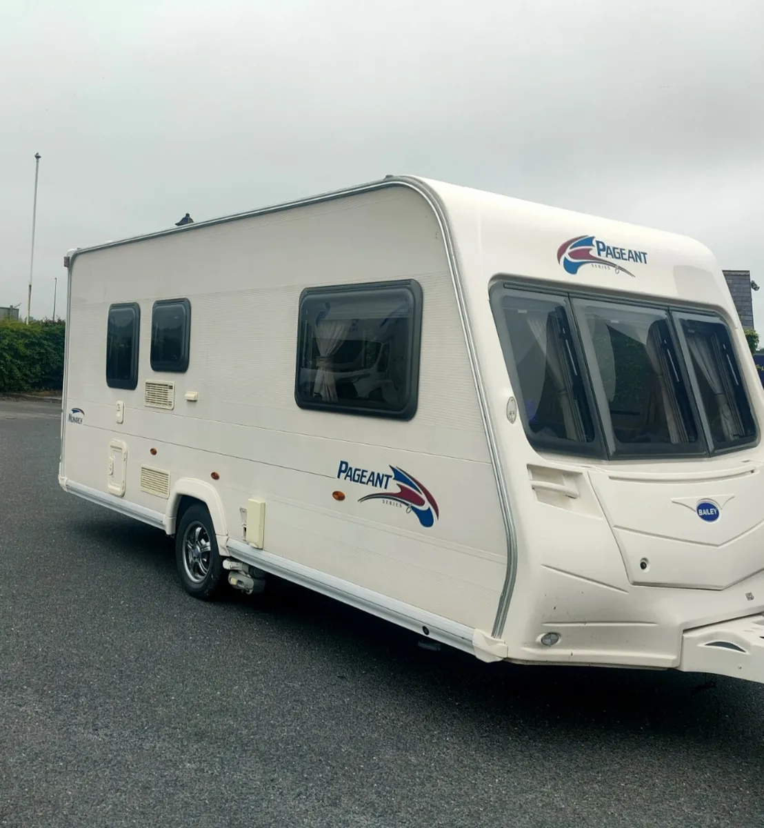 09 Bailey 2/3 berth with Awning and Remote Mover - Image 2