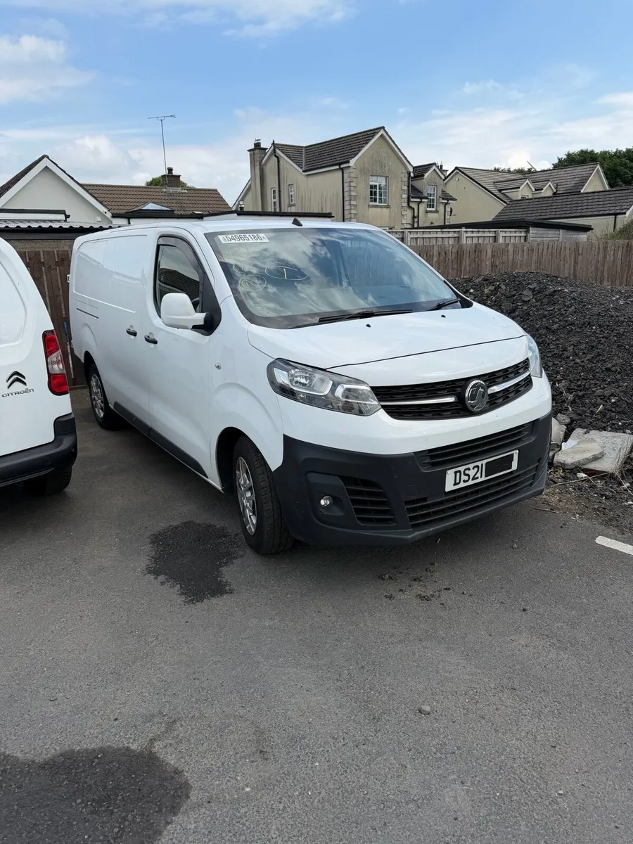 2021 Vauxhall Vivaro for breaking only - Image 1