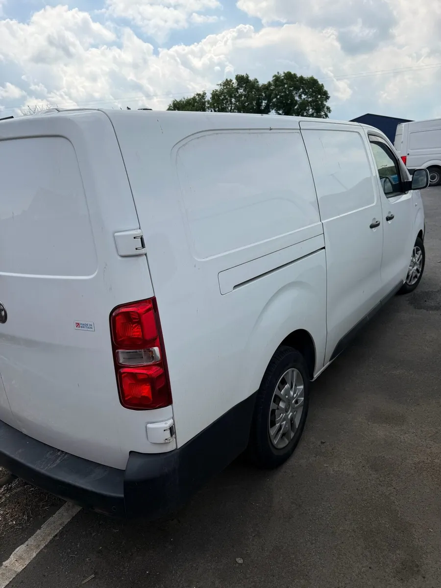2021 Vauxhall Vivaro for breaking only - Image 4
