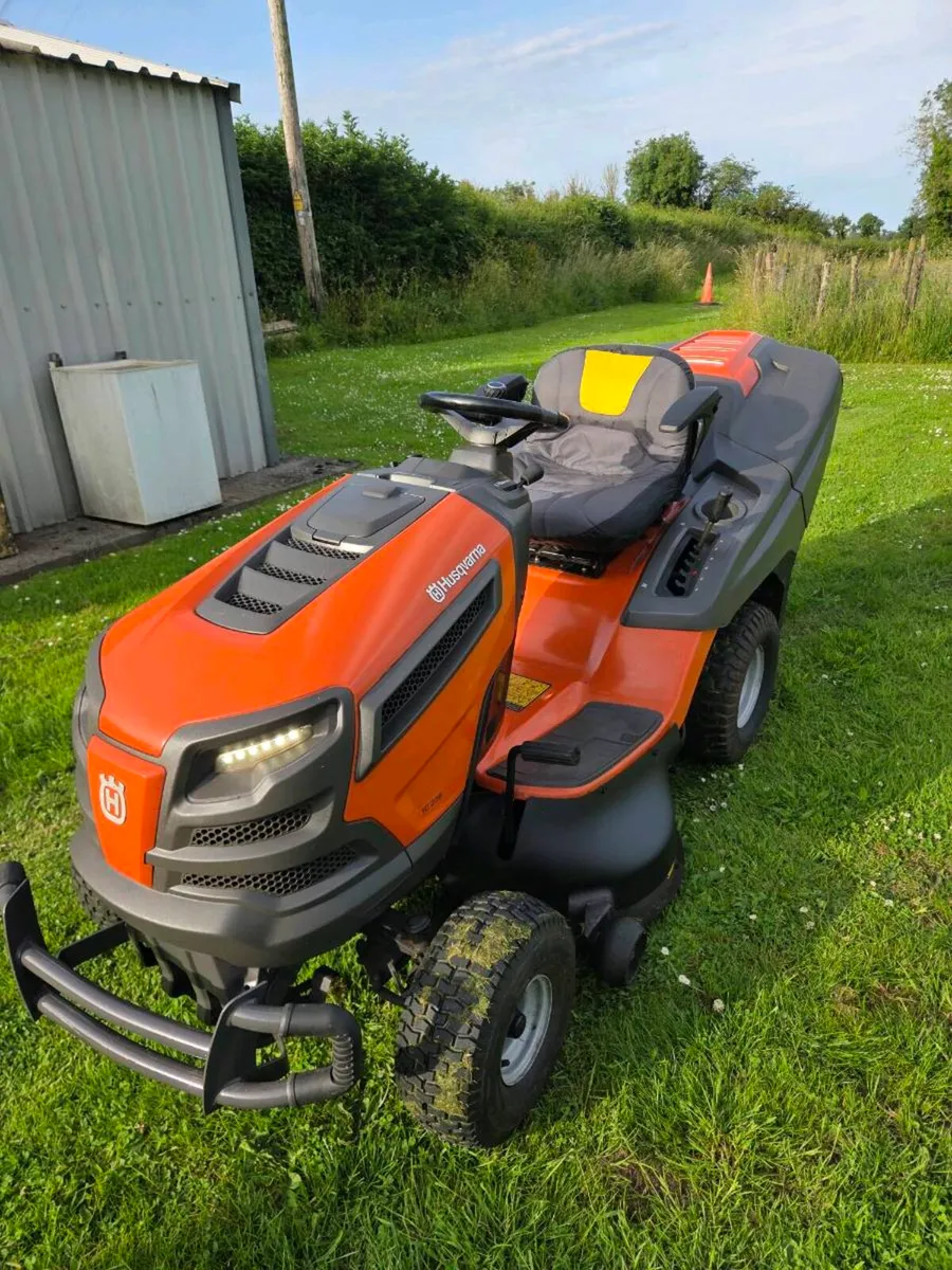 Husqvarna TC 338 ride on mower - Image 1