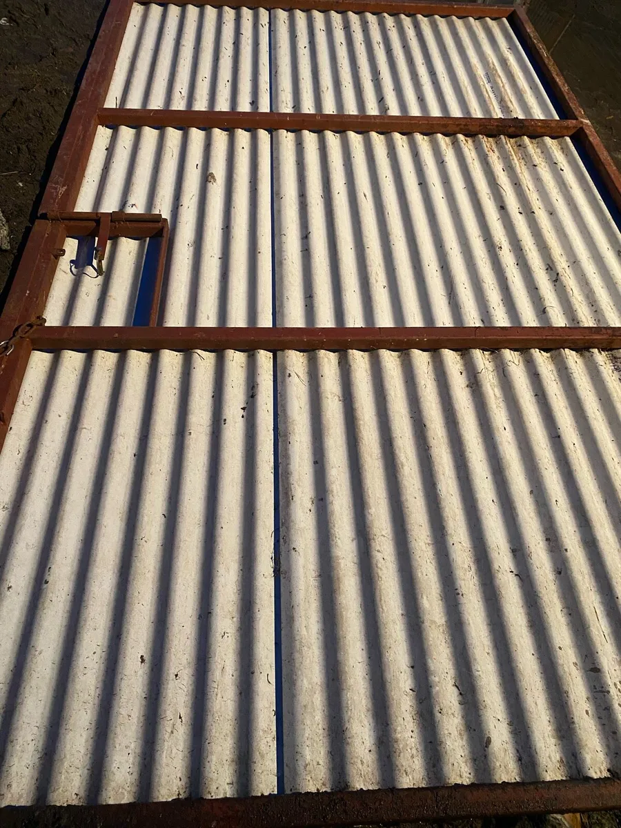 Doors and sheets - Image 2
