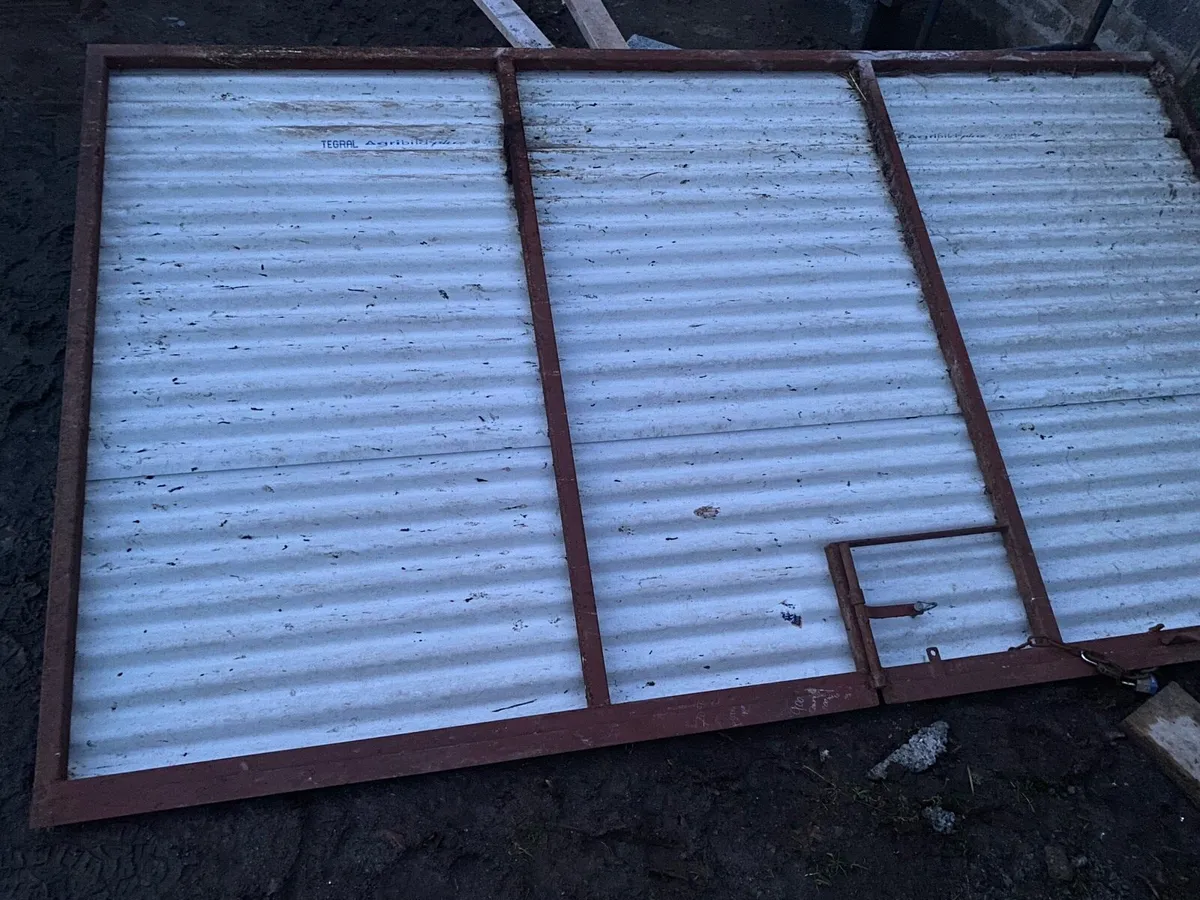 Doors and sheets - Image 3