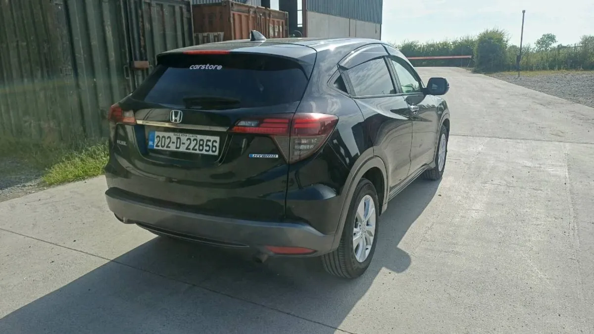 Honda vezel 2020 hybrid 95k km - Image 3