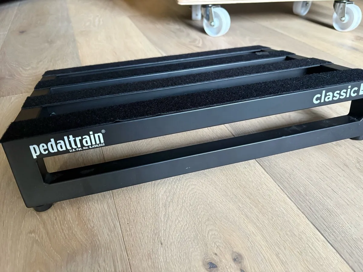 Pedalboard, Case €& Powerpack (12) - Image 2