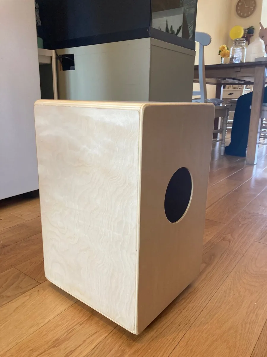 Cajon - Image 1