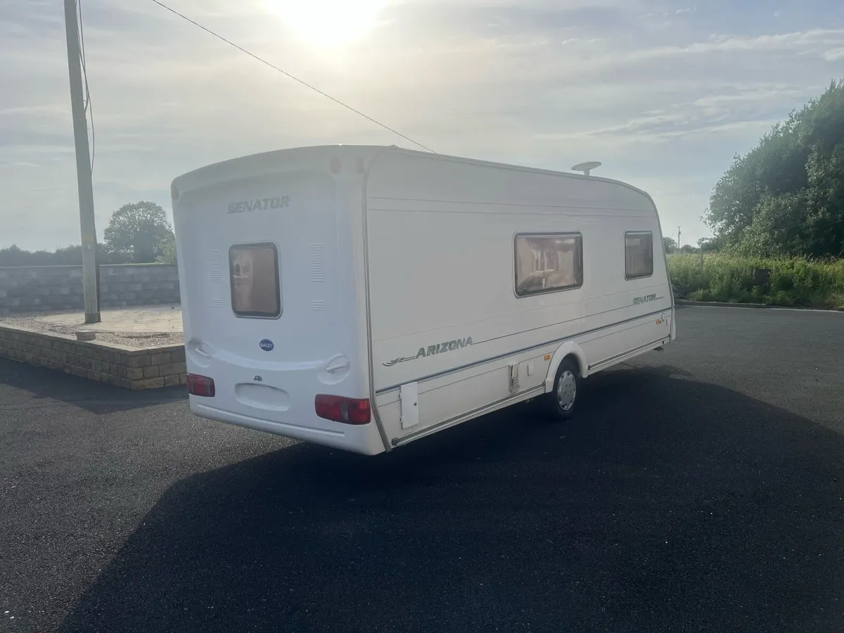 Bailey senator 4 berth caravan - Image 4
