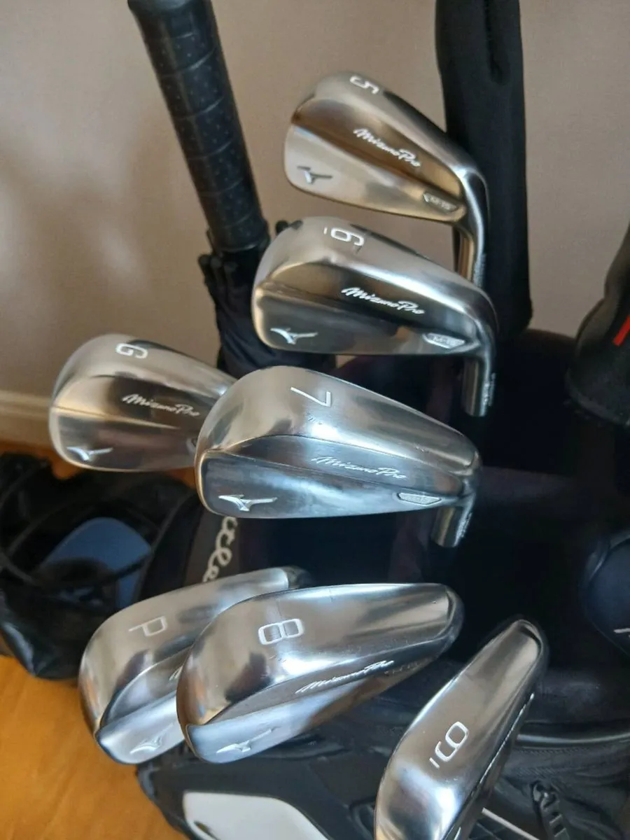 Mizuno pro m15 irons - Image 1