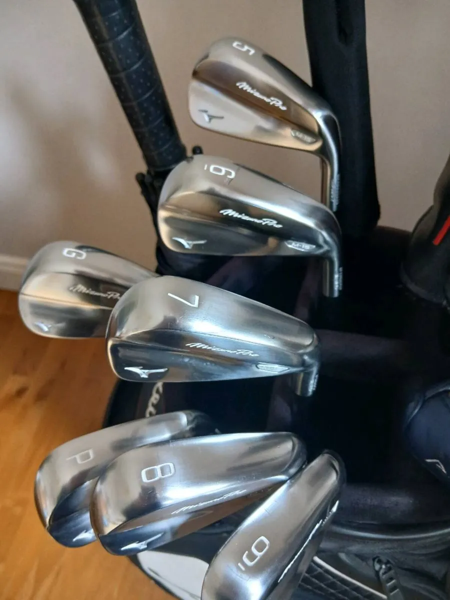 Mizuno pro m15 irons - Image 2