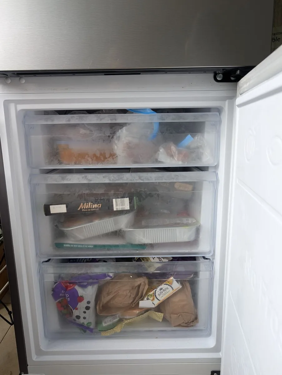 Samsung Fridge Freezer - Image 3
