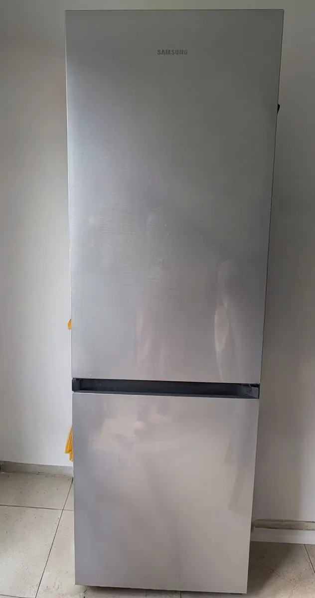 Samsung Fridge Freezer - Image 1