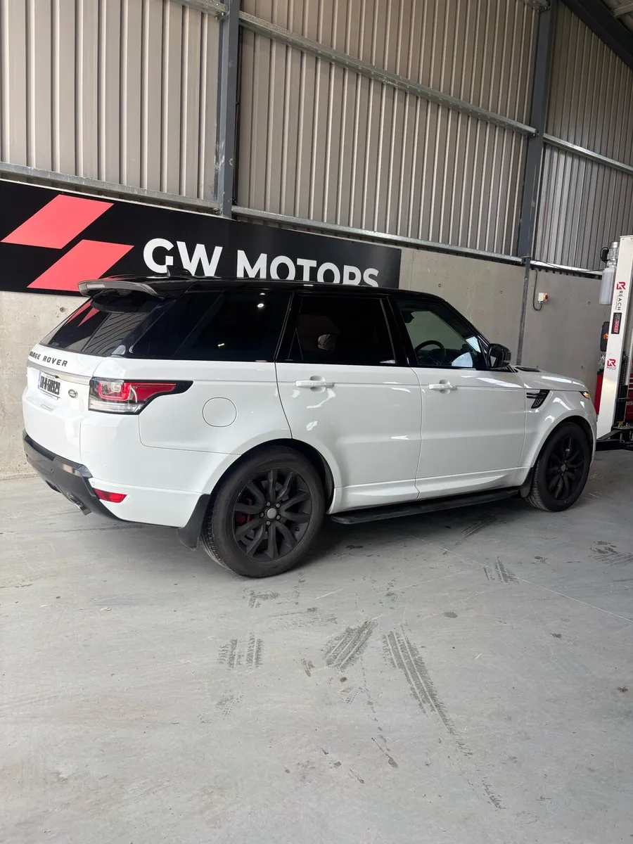 Range Rover sport - Image 2