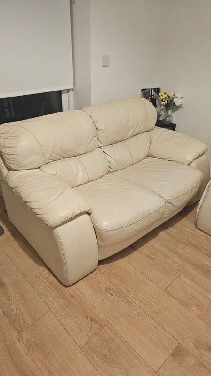 2+3 sofa - Image 1