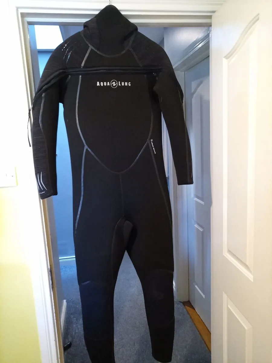 Diving gear, semi-dry dive suits - Image 4