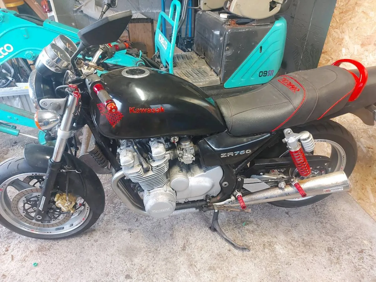 Motor bike - Image 1