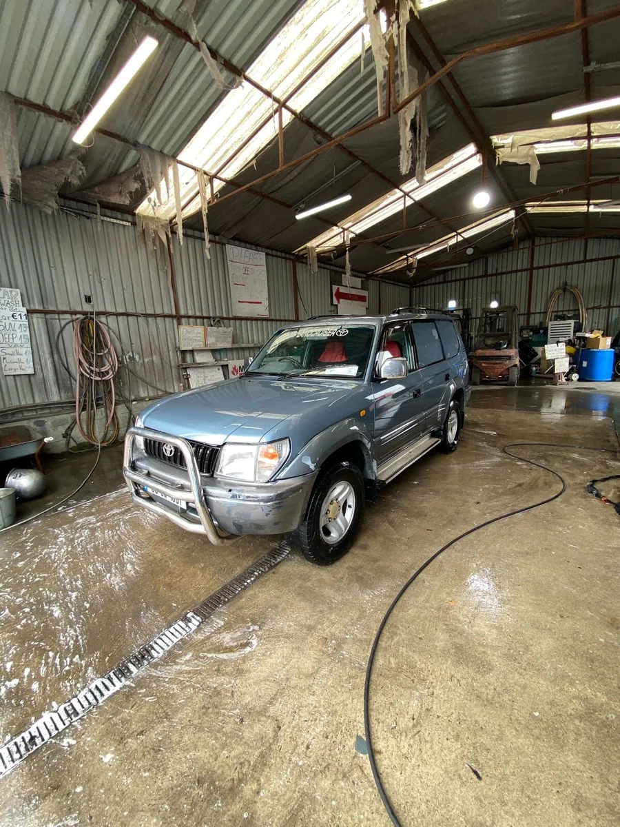 Toyota Land Cruiser - Image 1