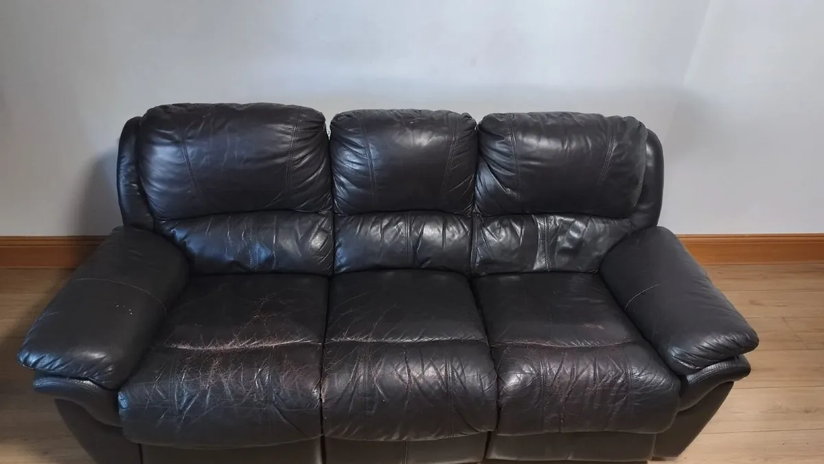Sofa - Image 4