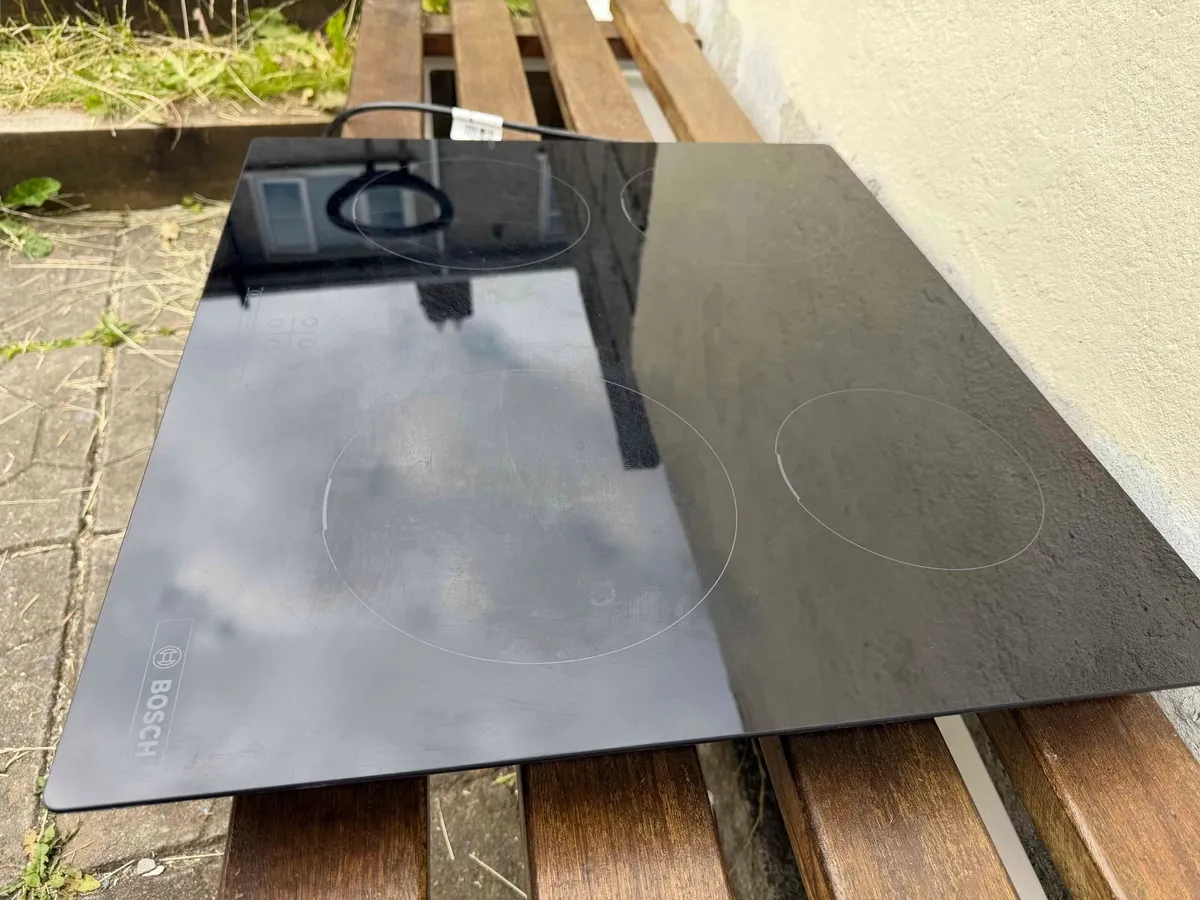 Bosch Induction Hob - Image 2