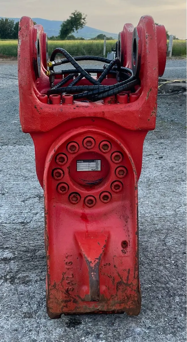 Miller power latch tilt hitch - Image 4