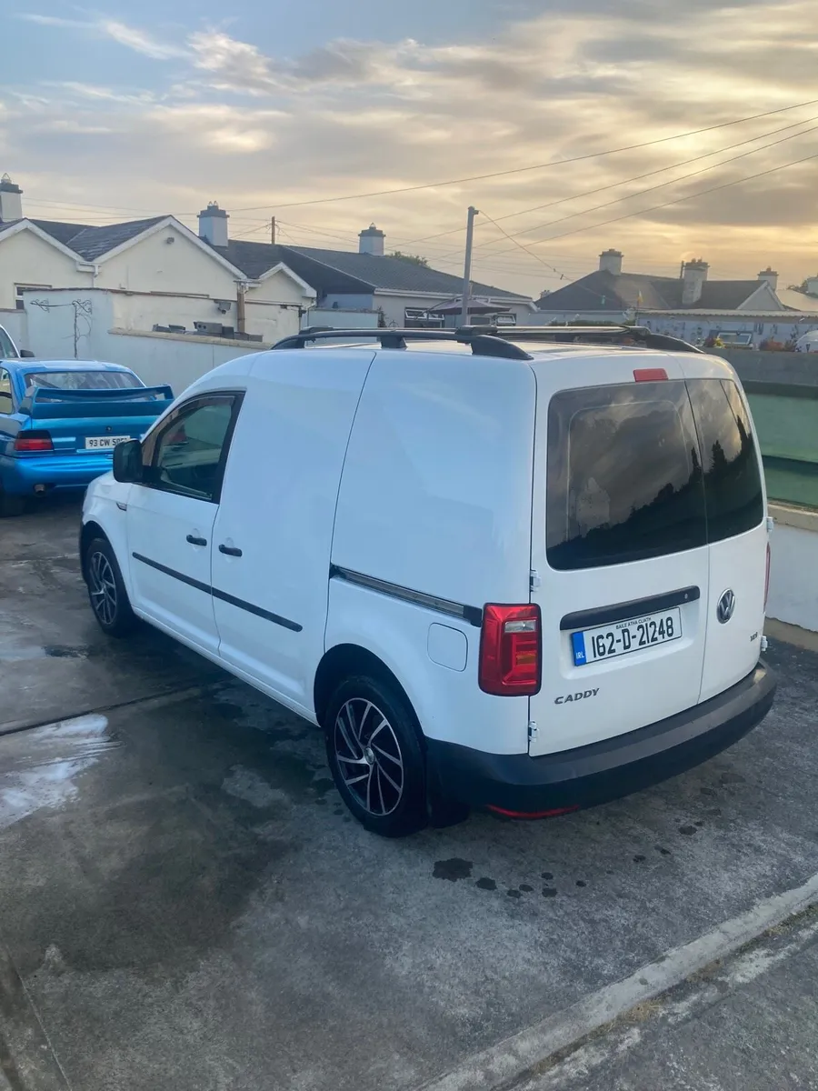 Volkswagen caddy - Image 4
