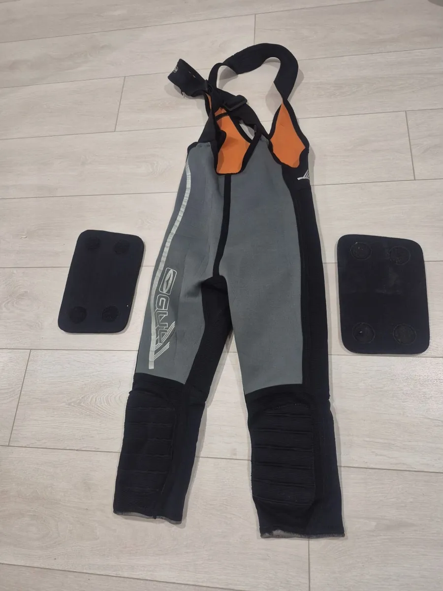 Wetsuit Hikers - Image 3