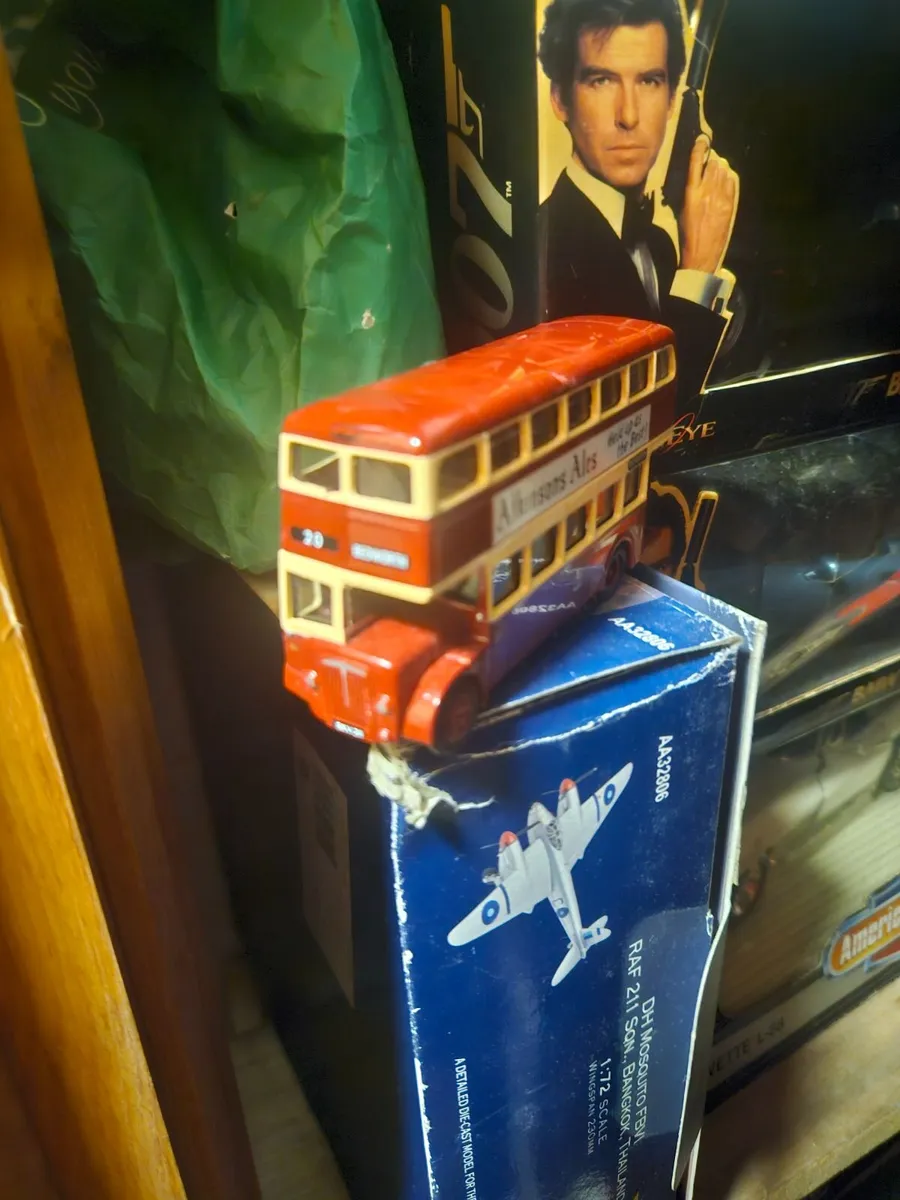 Corgi Bus