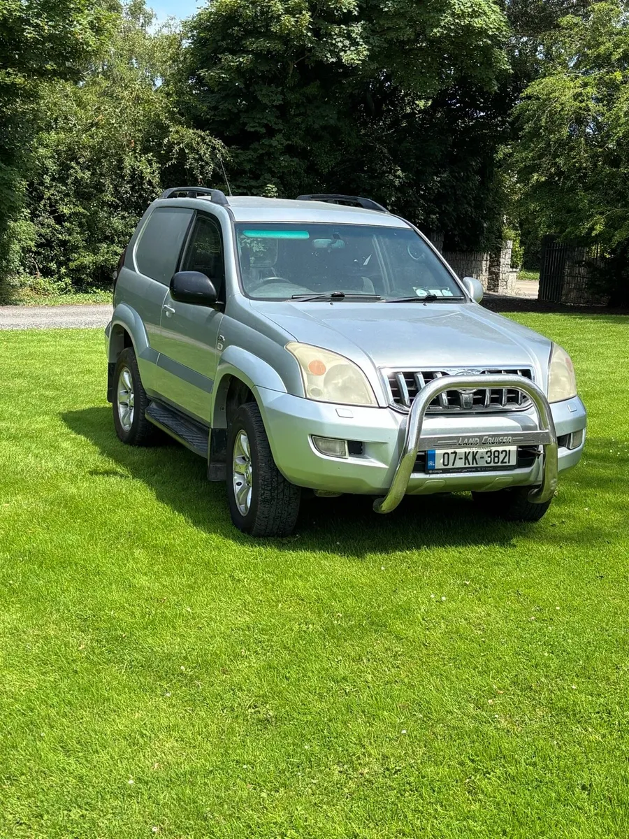 Toyota landcruiser - Image 1
