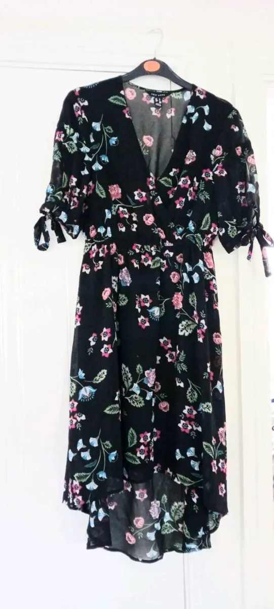 Ladies Floral Dress - Image 2