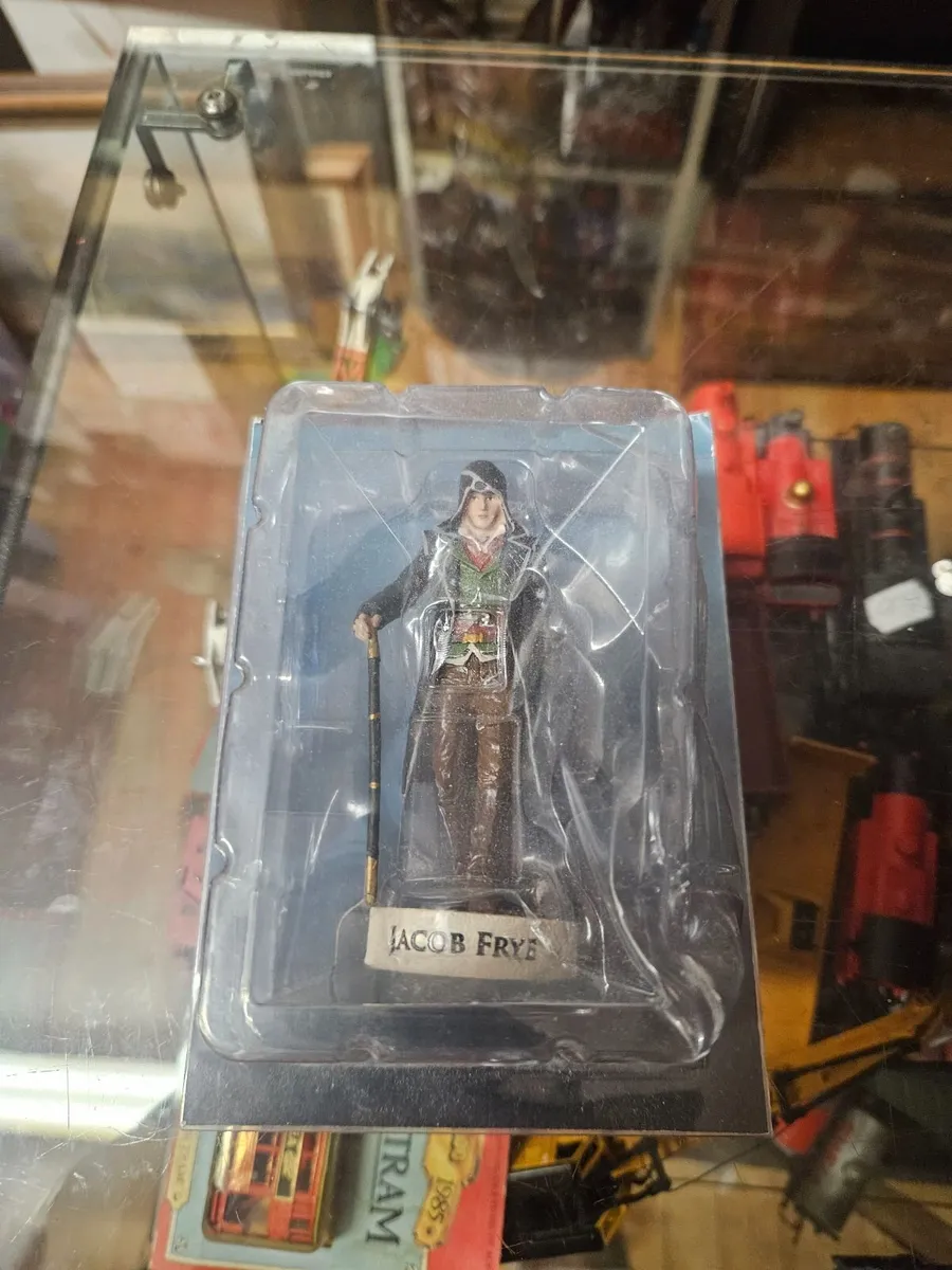 Assassins Creed Figure - Image 3