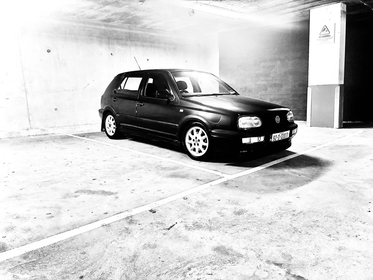 92 GOLF VR6 007 NCT 8/28 TAX €56    1 OW 20YRS FSH - Image 3