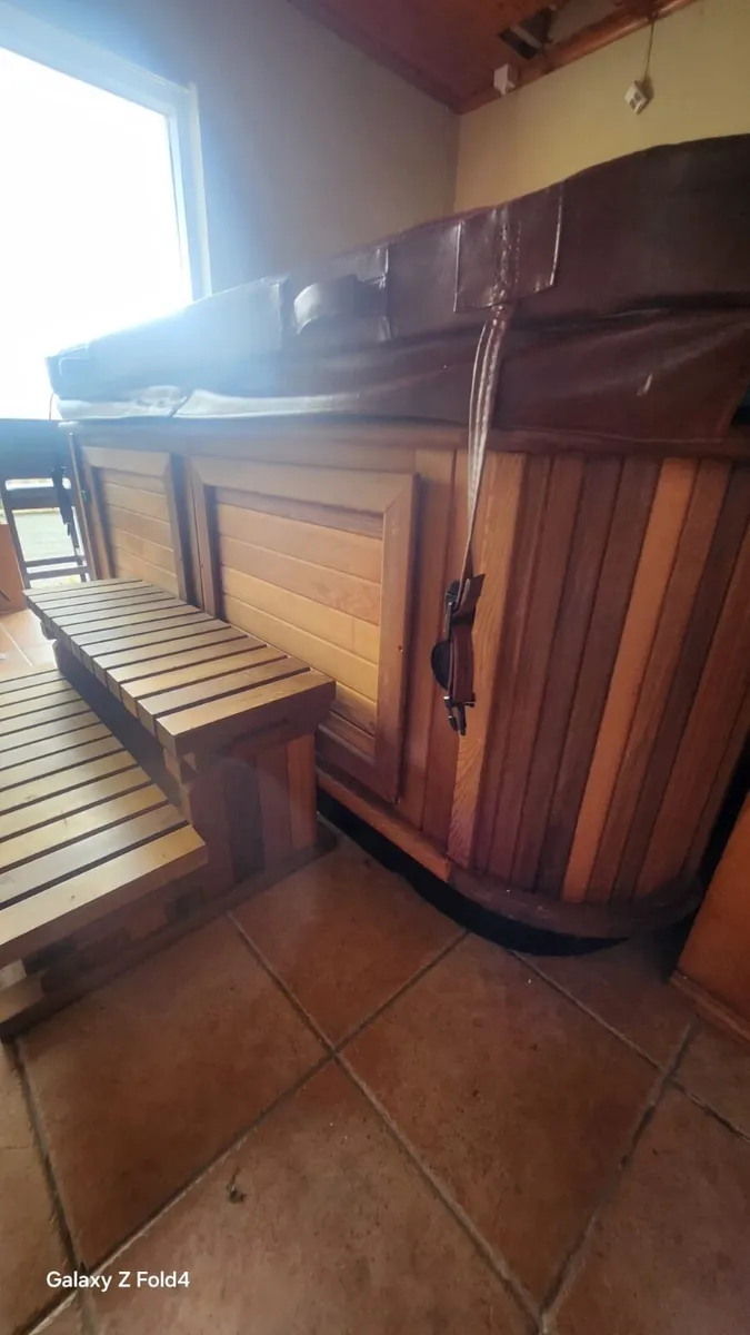 Hot tub - Image 3