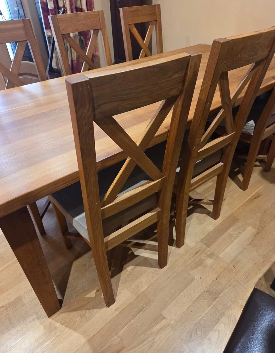 Dining table and chairs - Image 2