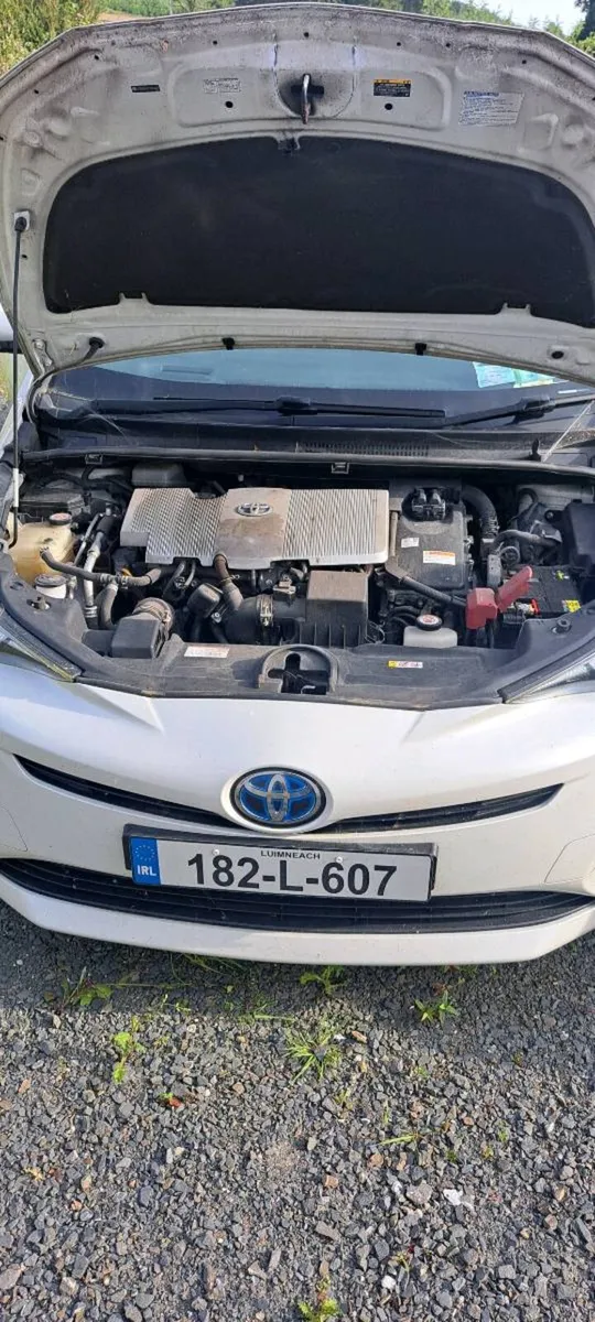 Toyota Prius Read full ad (for spares or repair) - Image 4