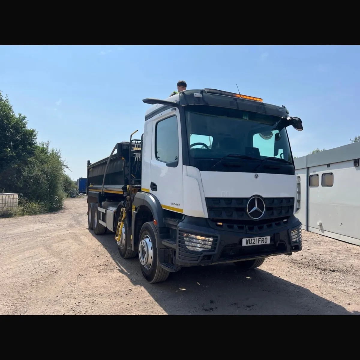 Mercedes Epsilon Grabloader - Image 1