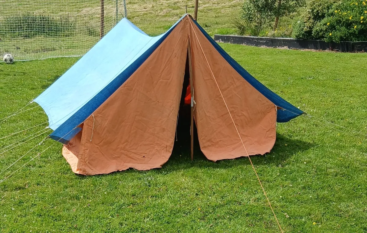 Four Berth Tent - Image 2