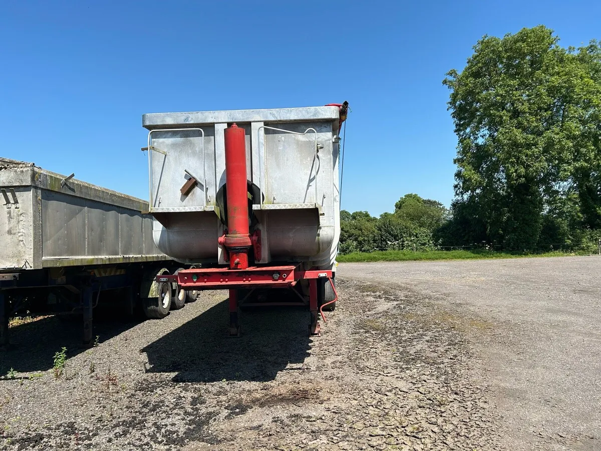 Bulk Tipping Trailer - Image 3