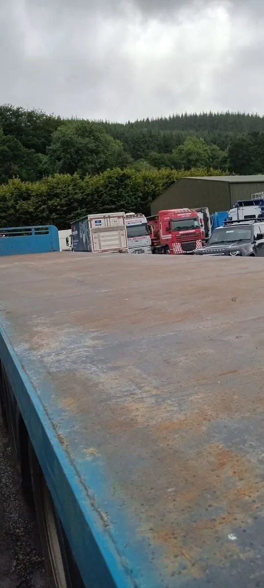 Trailer - Image 2