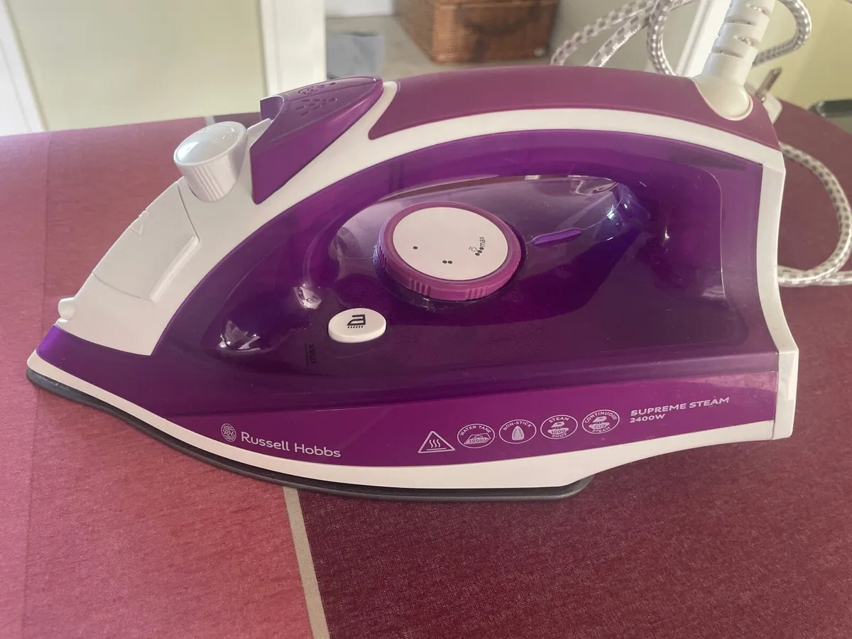 Large Ironing Board & Russell Hobbs Steam Iron - Image 2