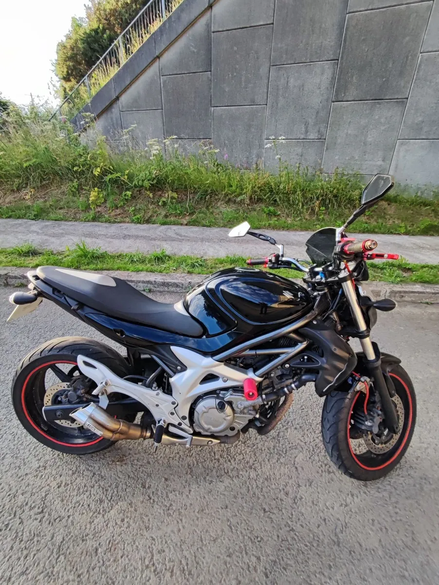 Suzuki Gladius SFV650 - Image 4