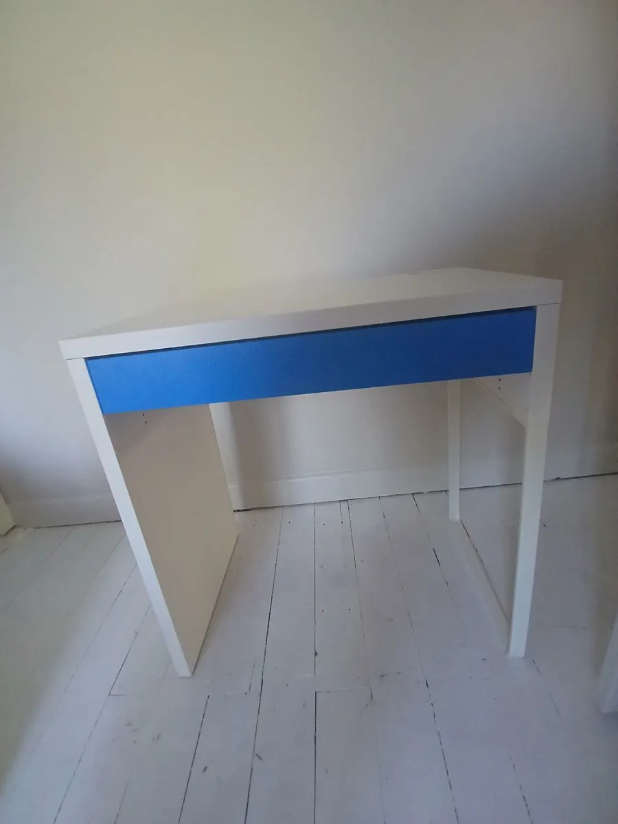 Student desk - Image 3