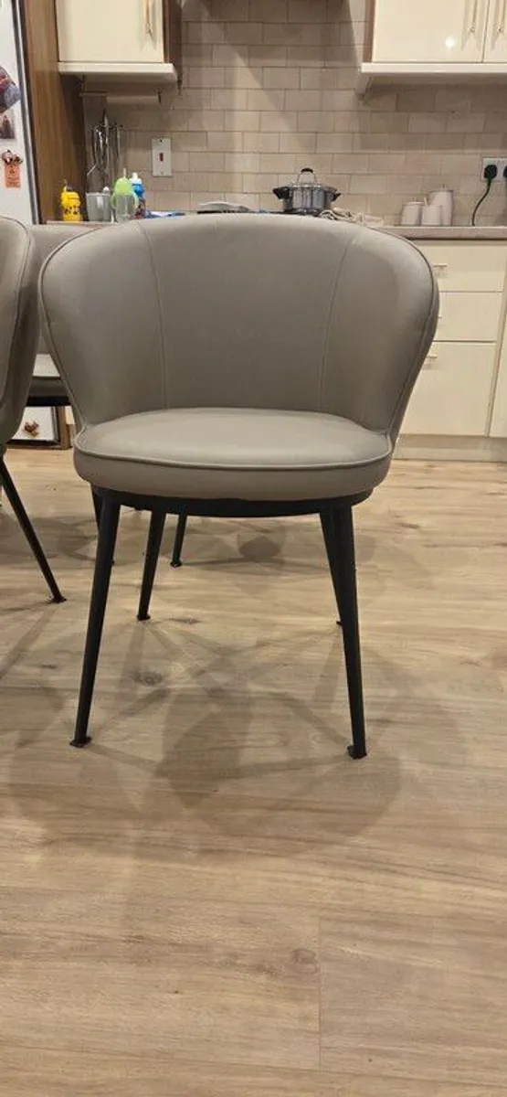 6 dining chairs - Image 4