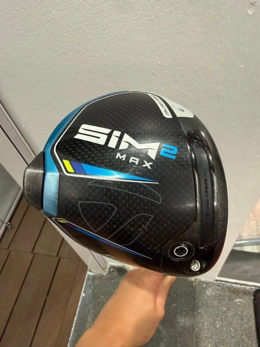 Taylormade Sim 2 Max driver - Image 1