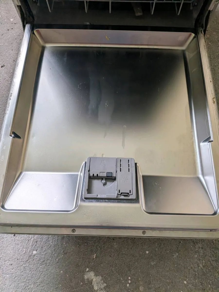Bosch dishwasher - Image 2