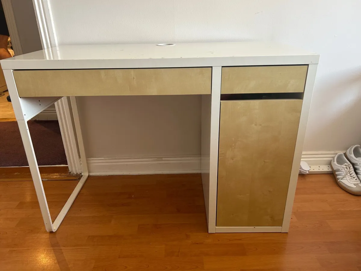 Desk - Image 4