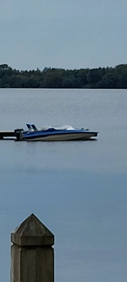 Armstrong Super V speedboat Yamaha outboard - Image 2
