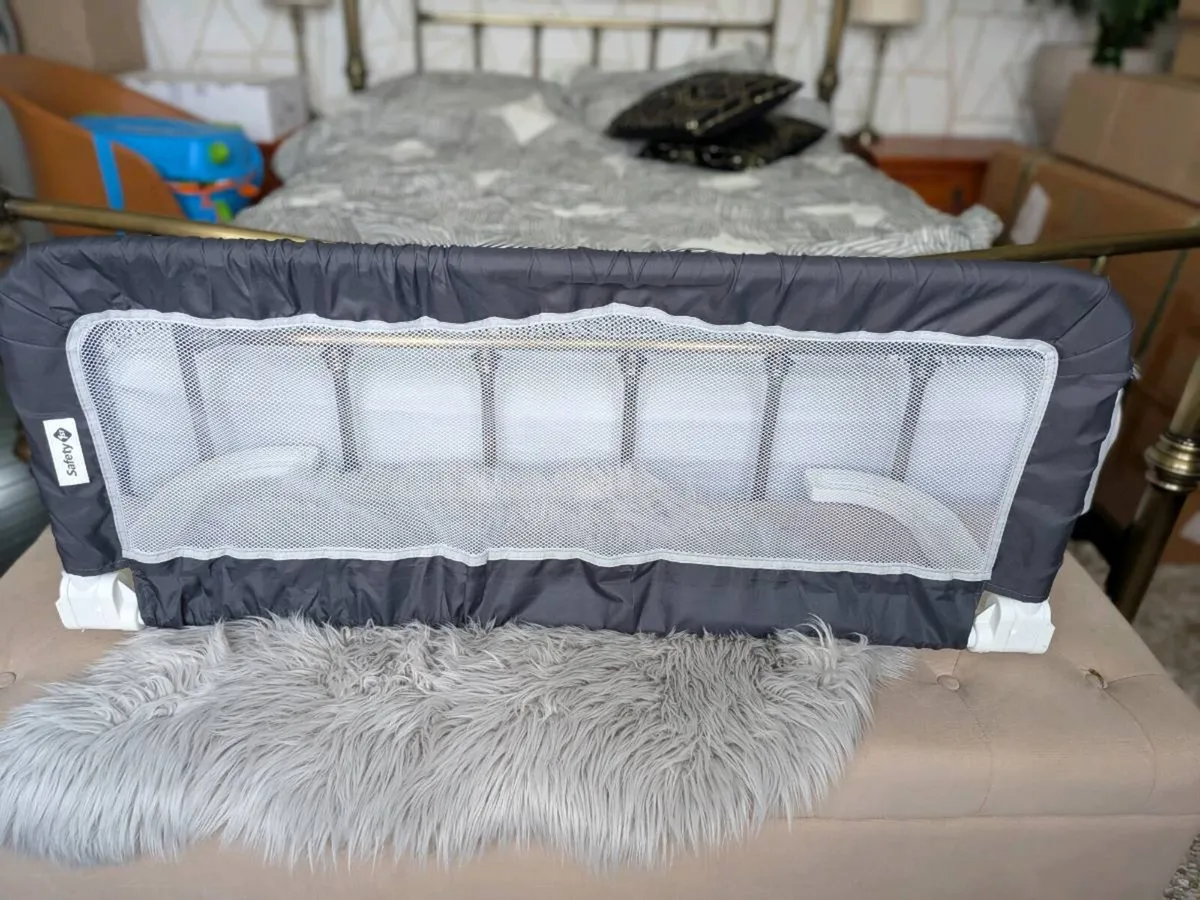 Baby/toddler safety bed rail - Image 1